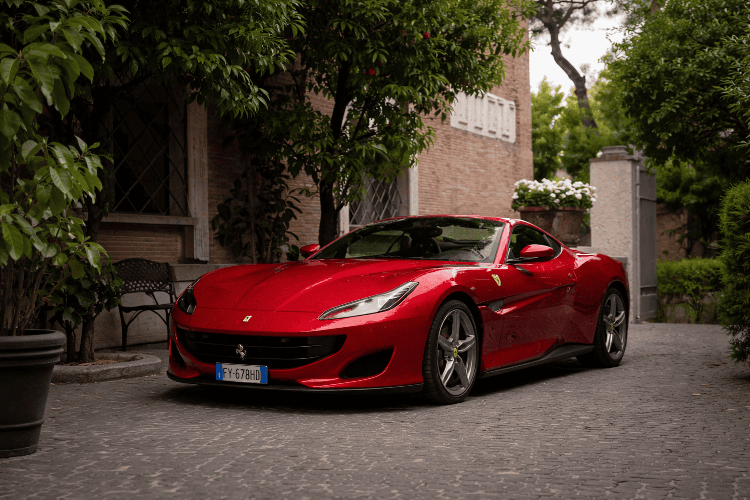 Alquiler de coches de lujo en Barcelona Ferrari Portofino
