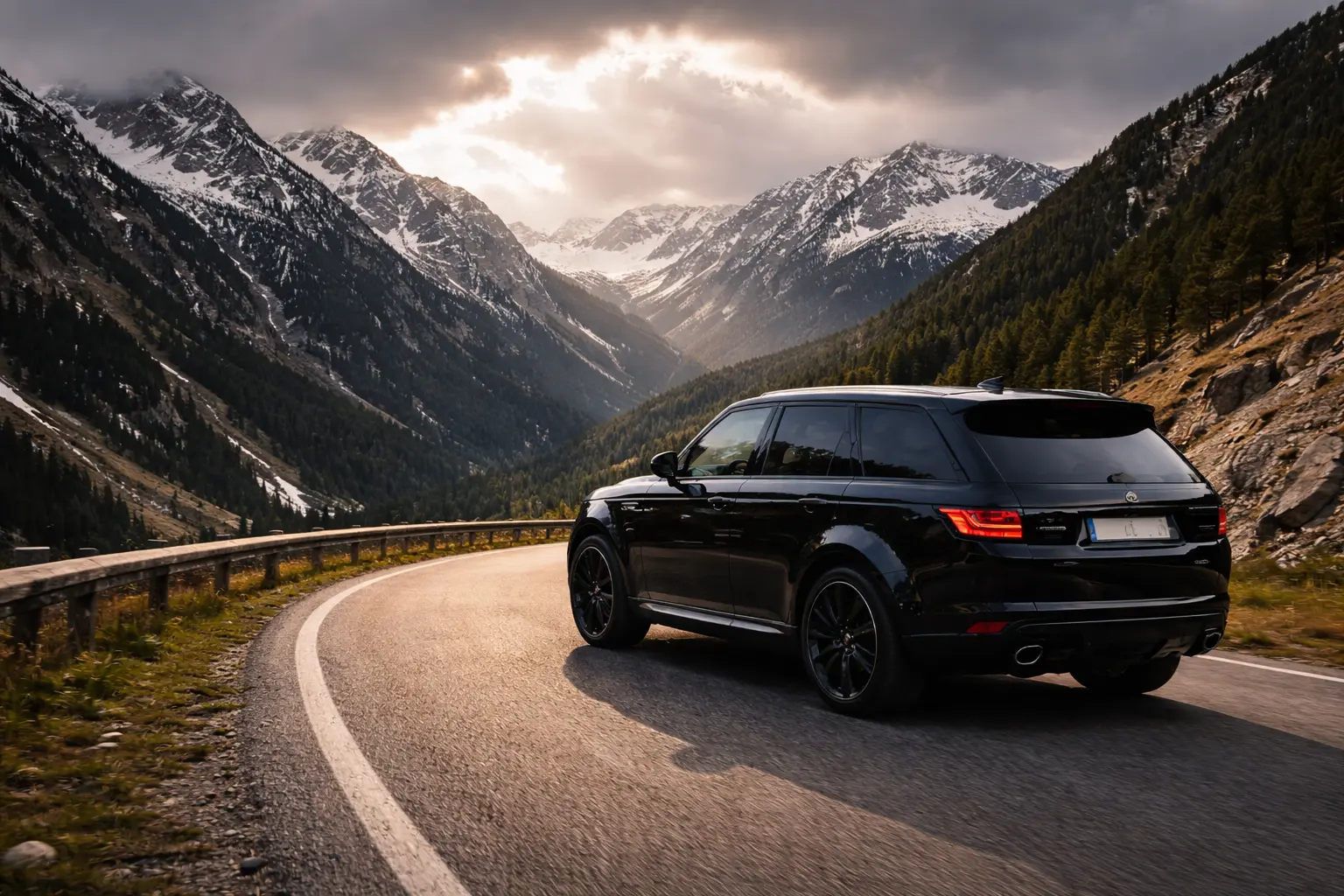 Alquiler Coche Lujo Andorra | LC Barcelona Alquiler coche lujo Andorra — Range Rover Sport ruta Pirineos Andorra nieve montaña